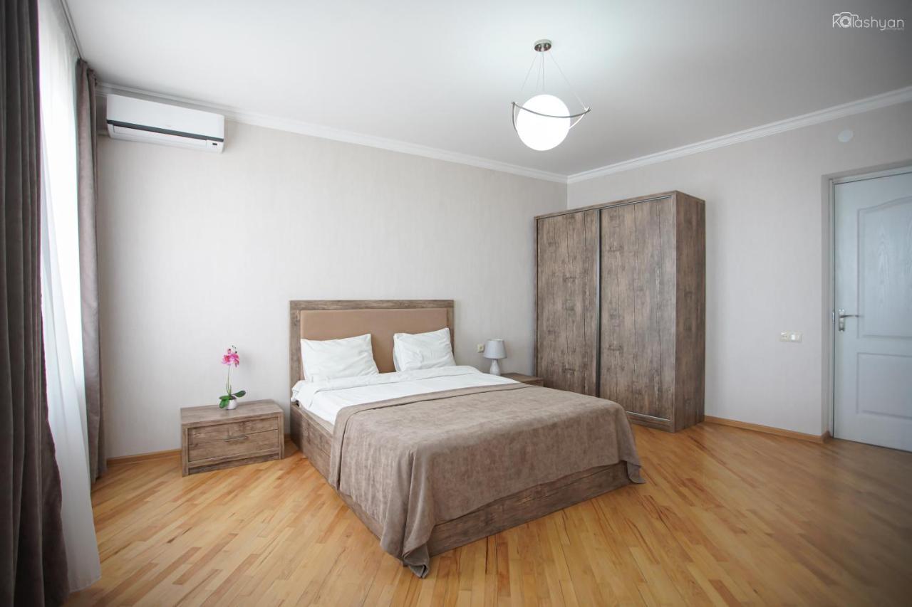 Zurabashvili Guest House Sighnaghi Extérieur photo